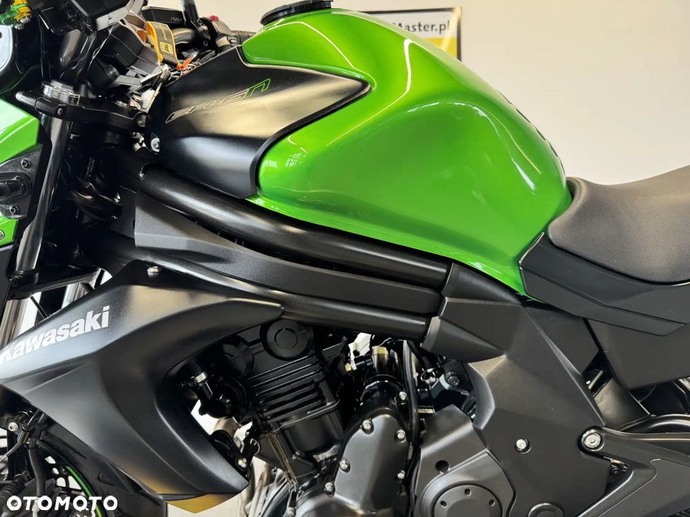 Kawasaki ER - 22