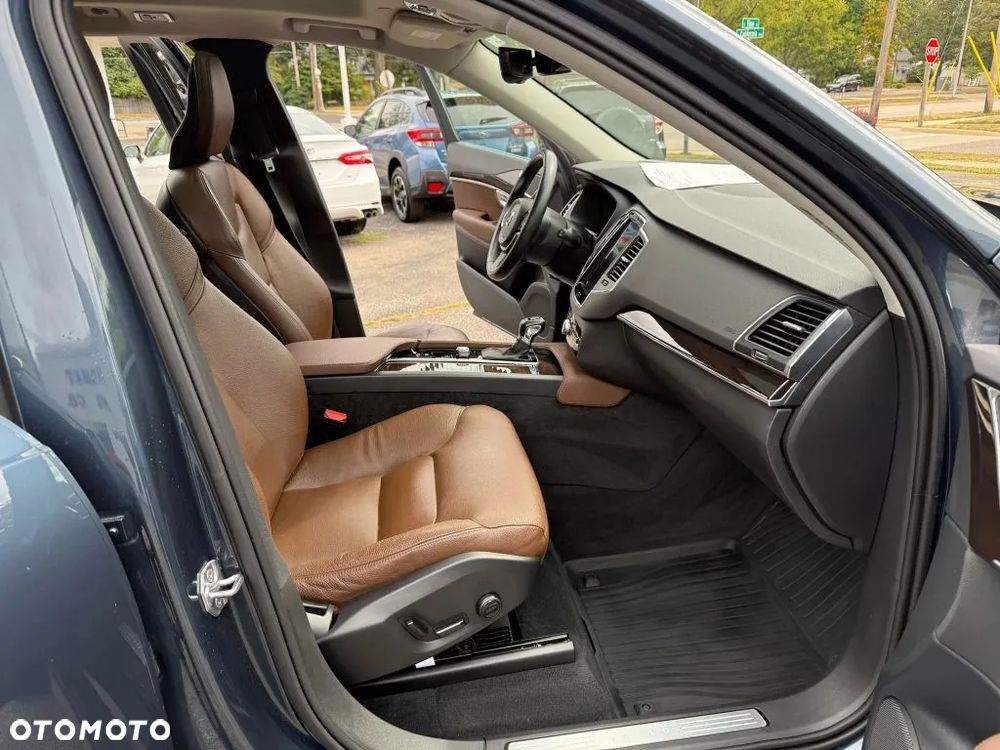 Volvo XC 90 T6 AWD Momentum 7os - 9