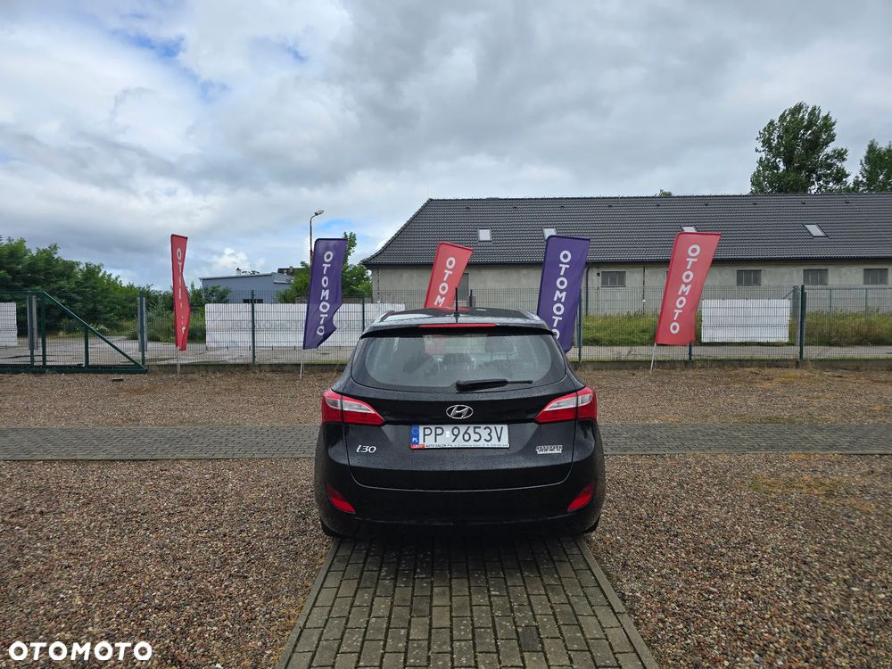 Hyundai i30 blue 1.4 Classic - 7