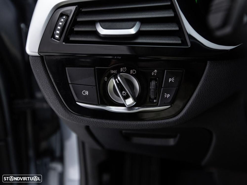 BMW 530 d Auto - 17
