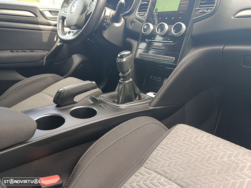 Renault Mégane 1.5 Blue dCi Limited C/PM+Pneu - 31