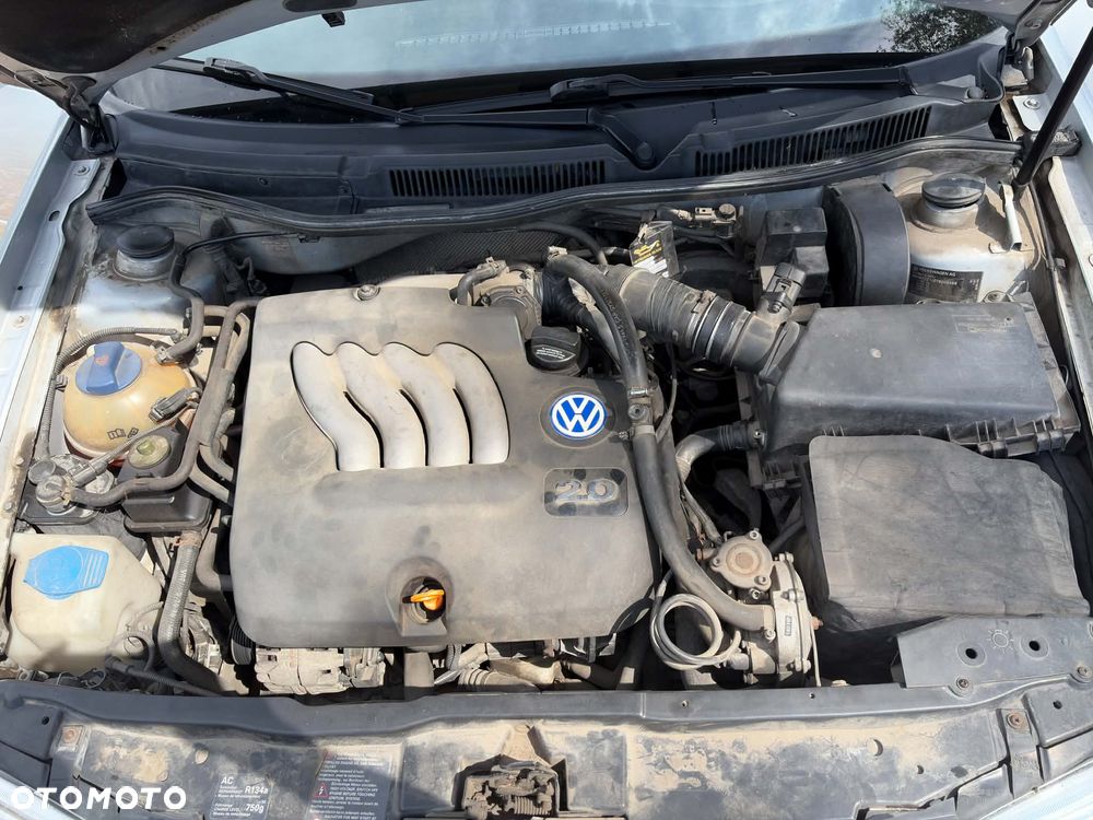 Volkswagen Golf 2.0 Highline - 27