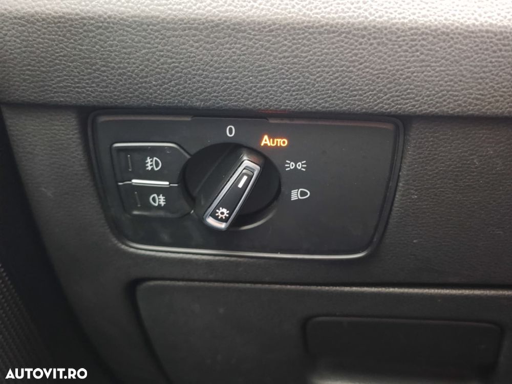 Volkswagen Passat - 26