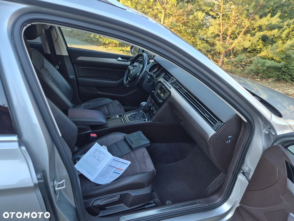Volkswagen Passat 1.8 TSI (BlueMotion Technology) DSG Highline - 23