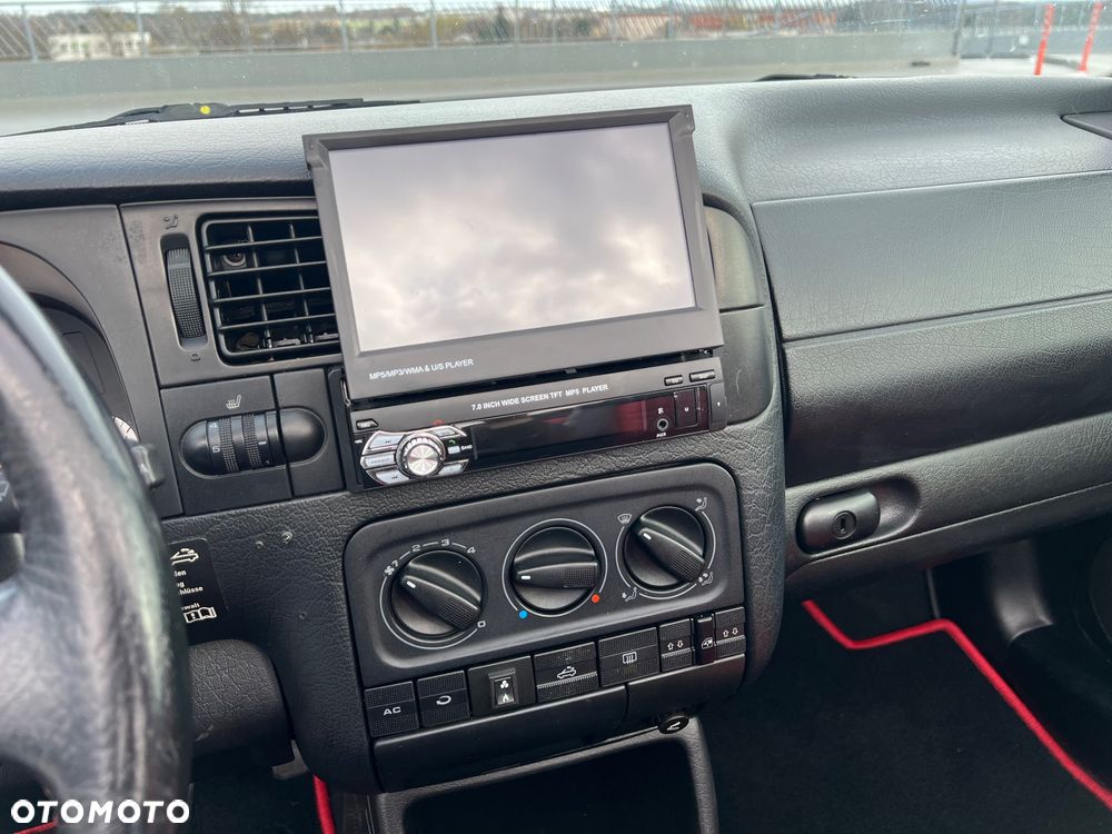 Volkswagen Golf - 30