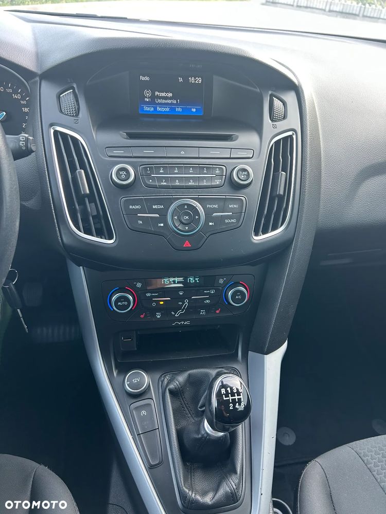 Ford Focus 1.0 EcoBoost Gold X (Edition) - 27