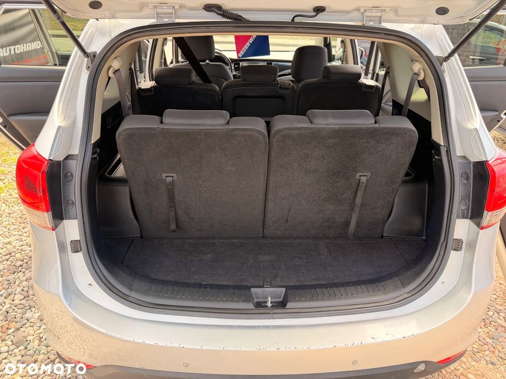 Kia Carens 1.7 CRDi 115 Dream Team Edition - 27