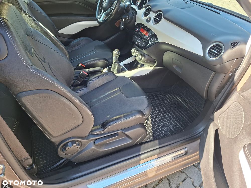 Opel Adam 2013