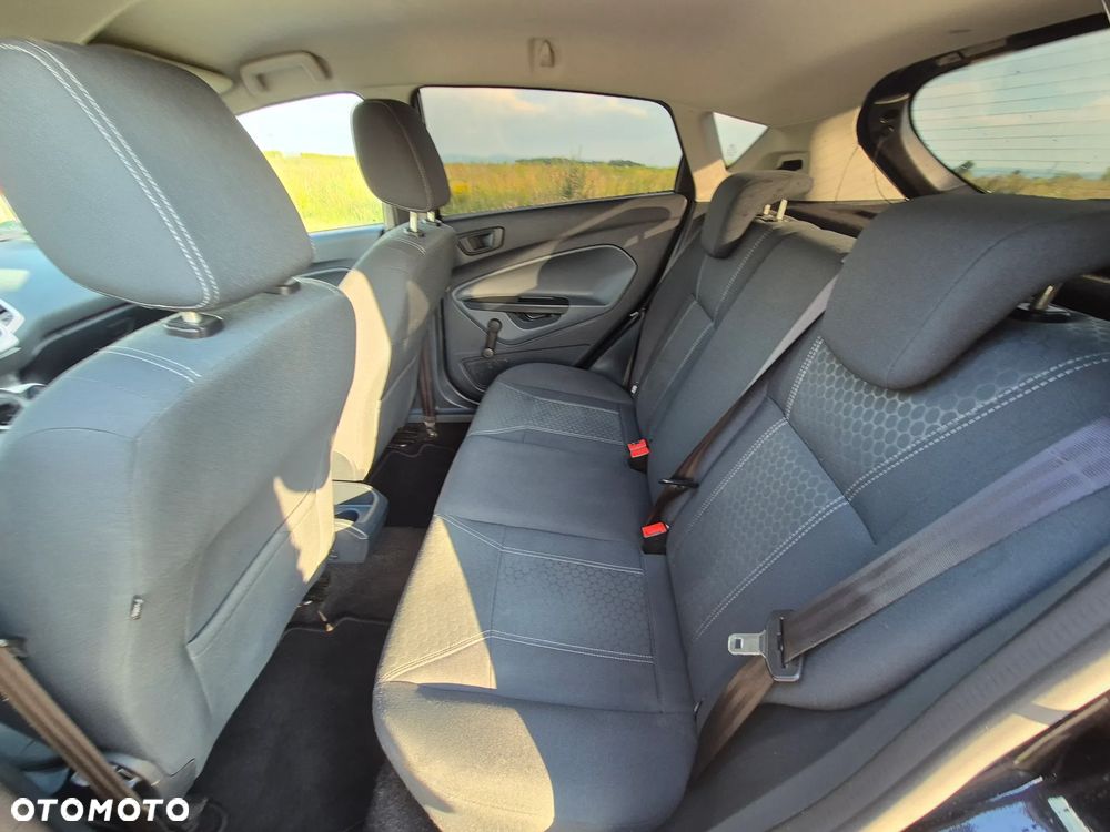 Ford Fiesta 1.25 Titanium - 28