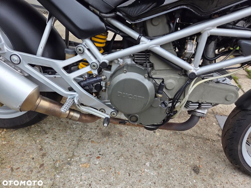 Ducati Monster - 14