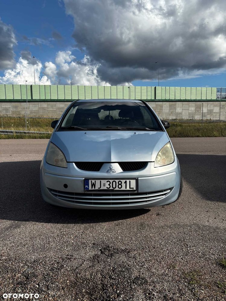 Mitsubishi Colt - 2