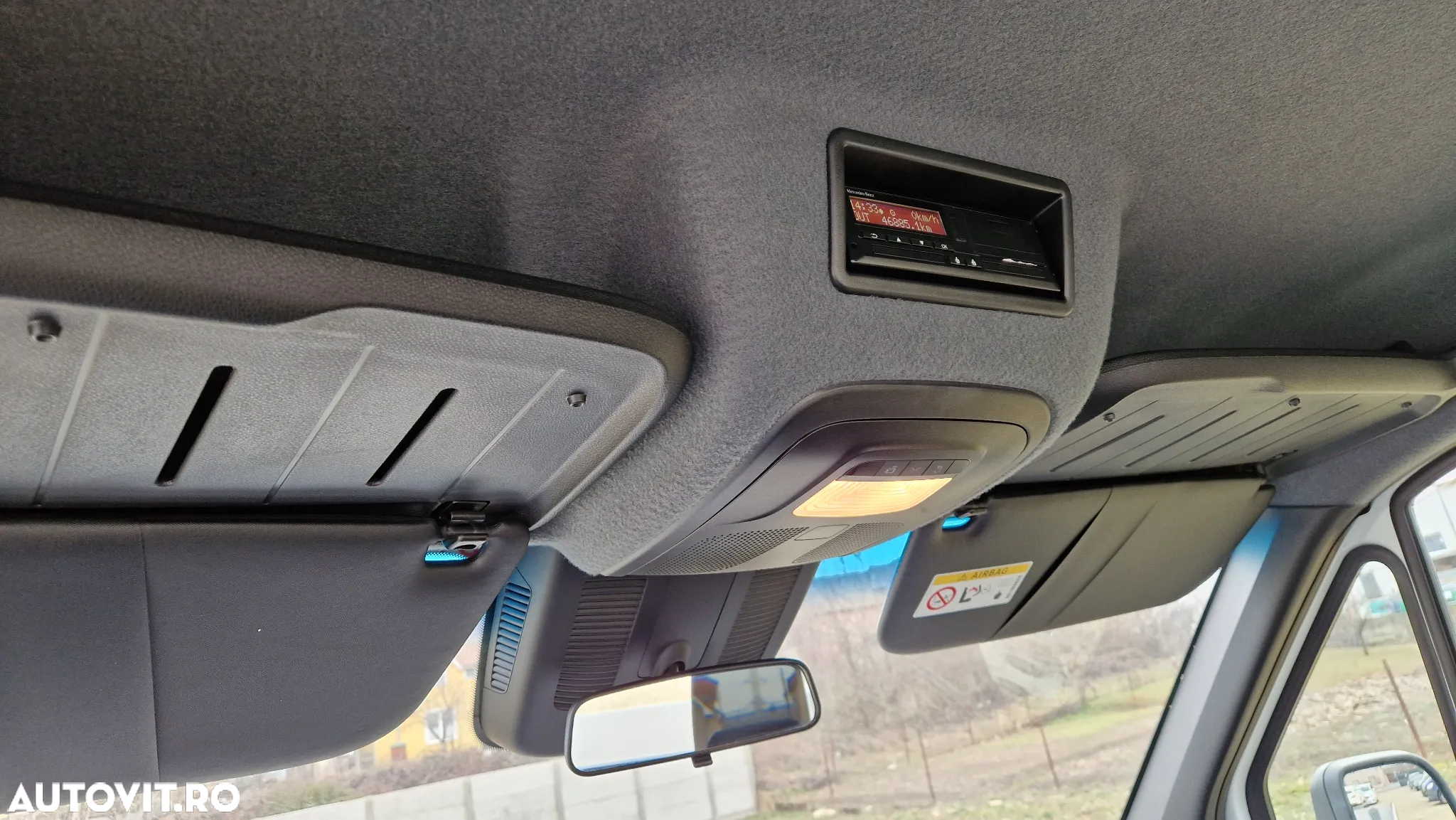 Mercedes-Benz Sprinter - 19