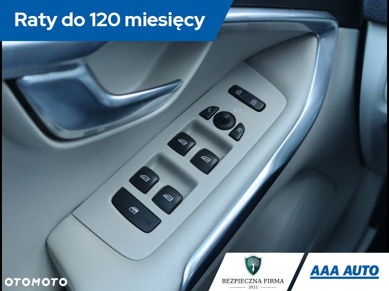 Volvo V40 - 15