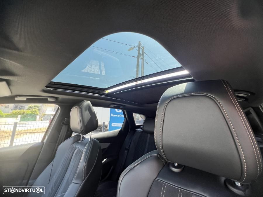Peugeot 3008 1.6 Hybrid4 GT Pack e-EAT8 - 29