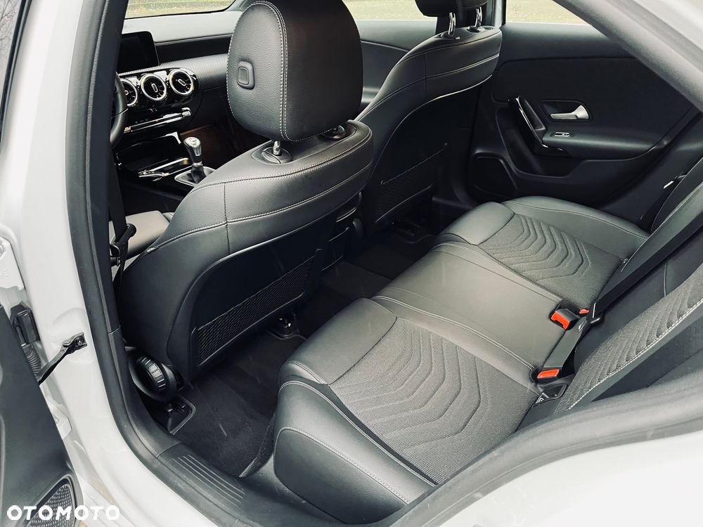 Mercedes-Benz Klasa A 200 Edition 2020 - 18