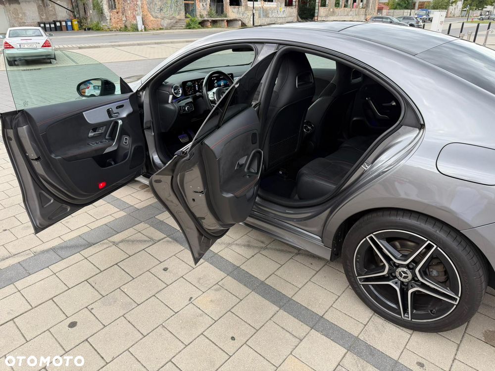Mercedes-Benz CLA 200 AMG Line 7G-DCT - 13