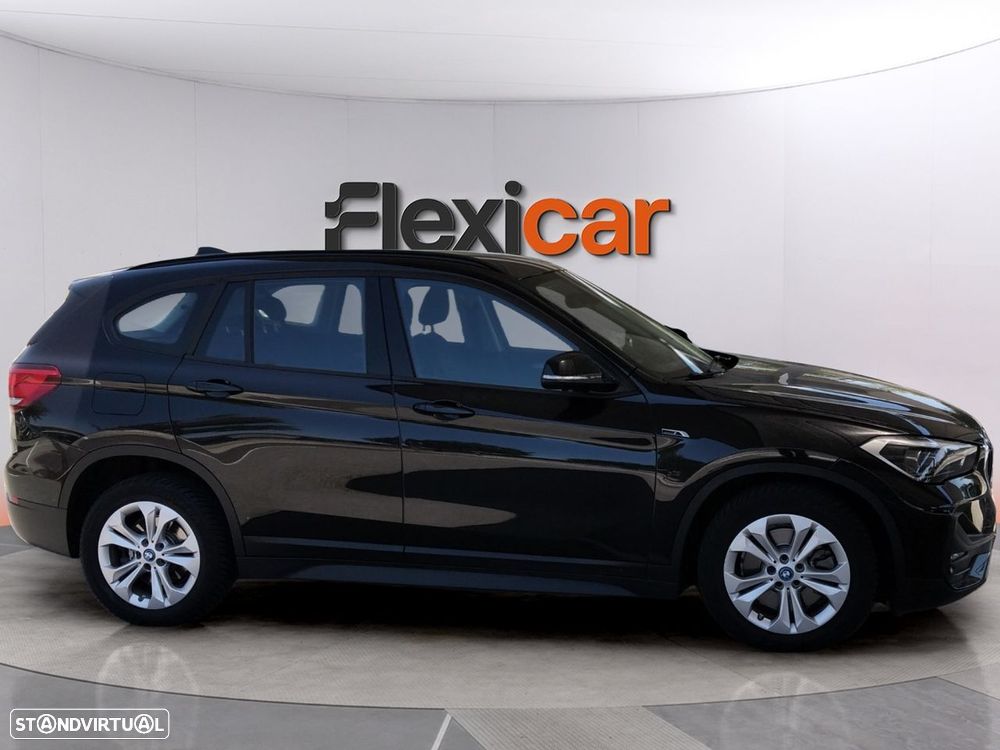 BMW X1 25 e xDrive Corporate Edition - 3