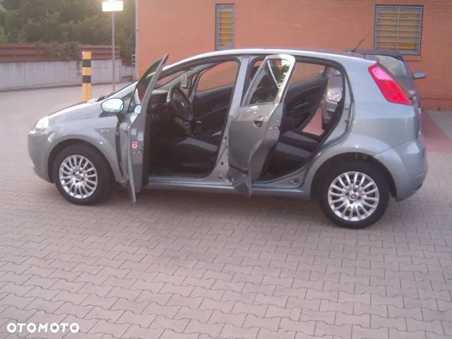 Fiat Grande Panda - 12