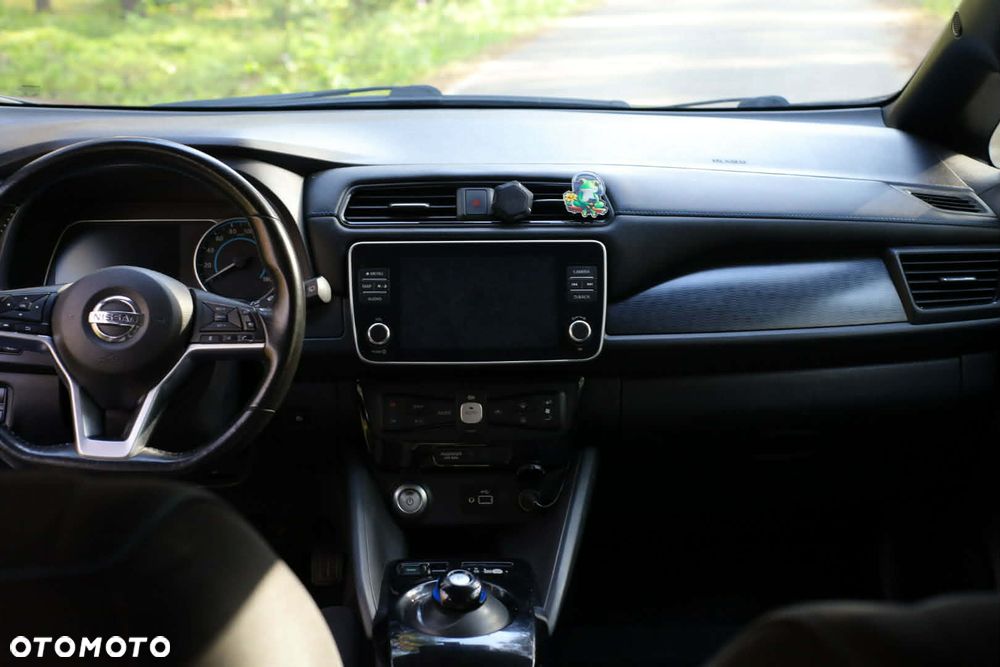 Nissan Leaf - 9