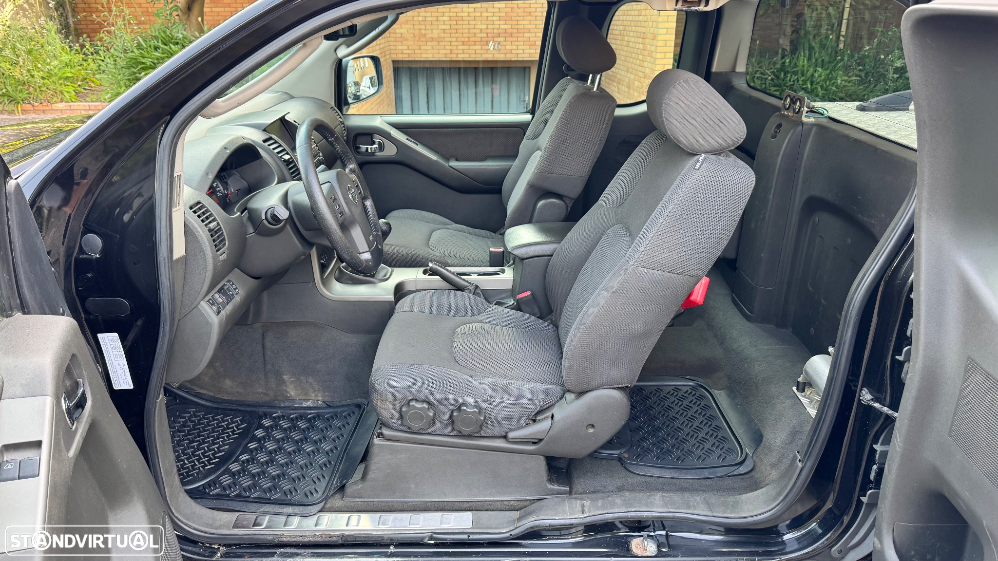 Nissan Navara - 10