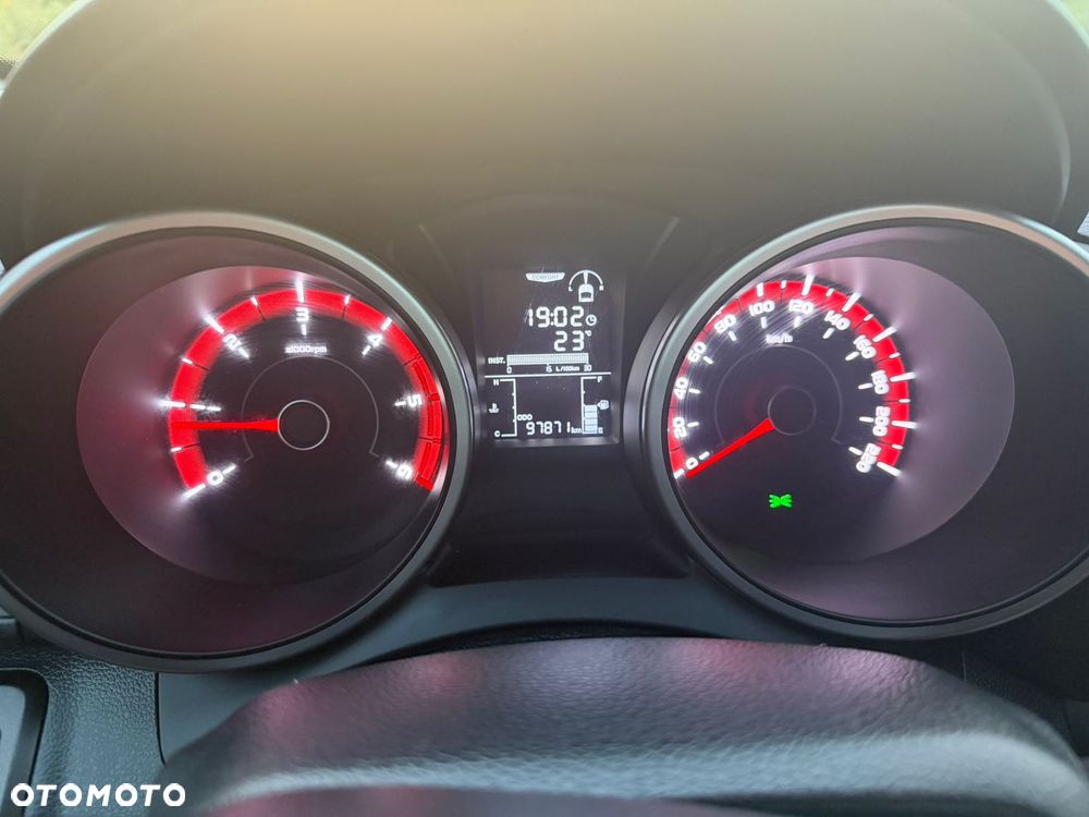 SsangYong/KGM Tivoli e-XDi 160 4WD Start/Stop Quartz - 20