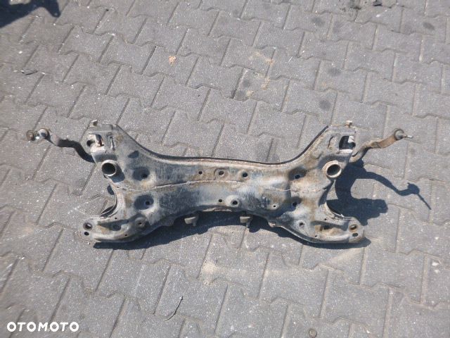 SANKI PRZÓD PRZEDNIE TOYOTA YARIS I 99-05 - 23