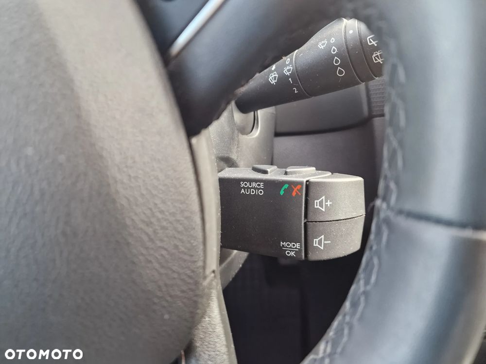 Renault Clio 0.9 Energy TCe Zen - 9