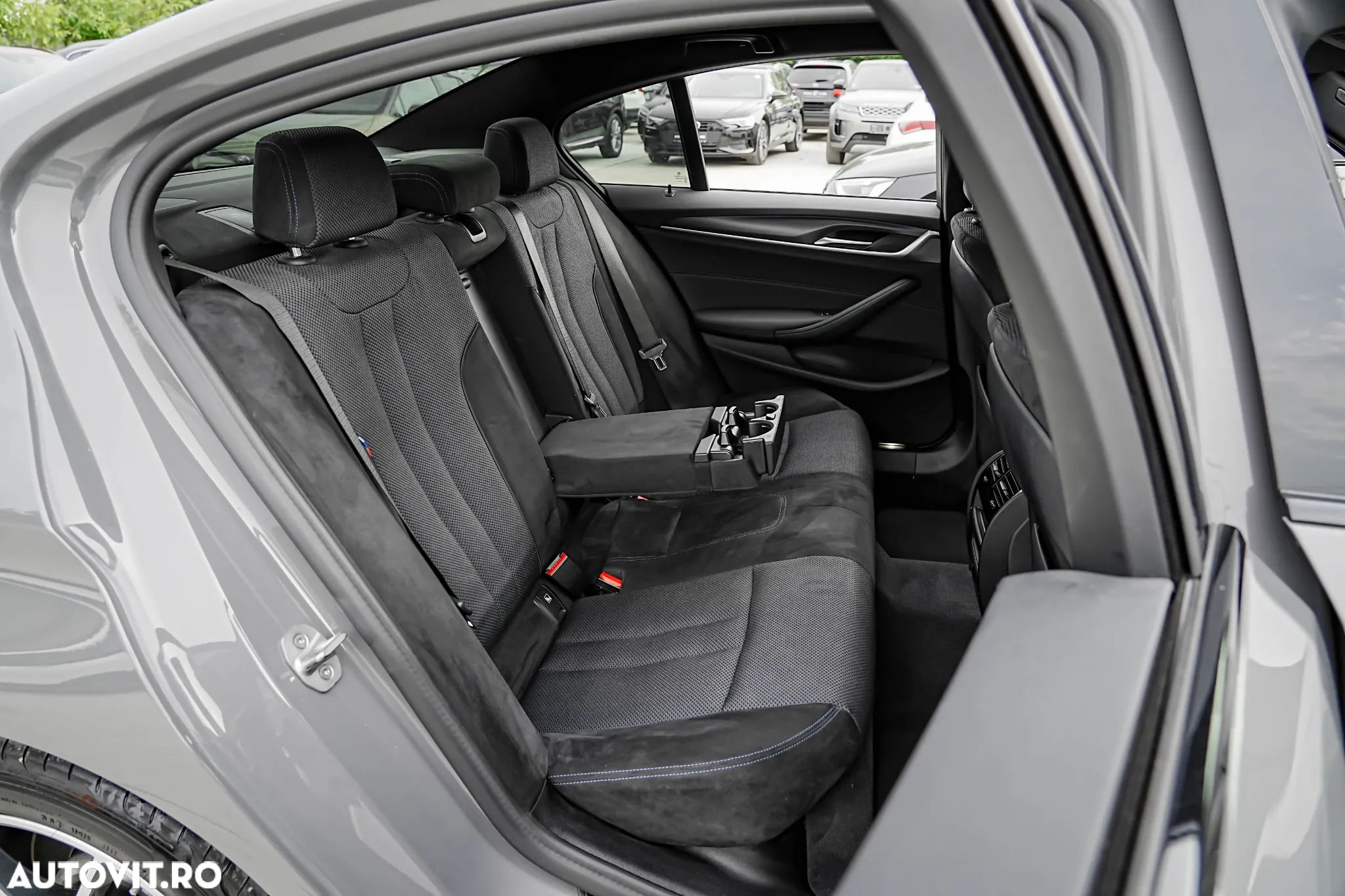 BMW Seria 5 530e Aut. M Sport Edition - 26