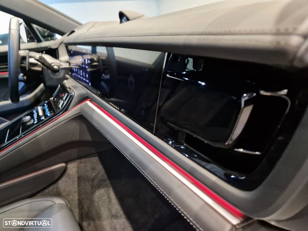 Porsche Panamera 4 - 20