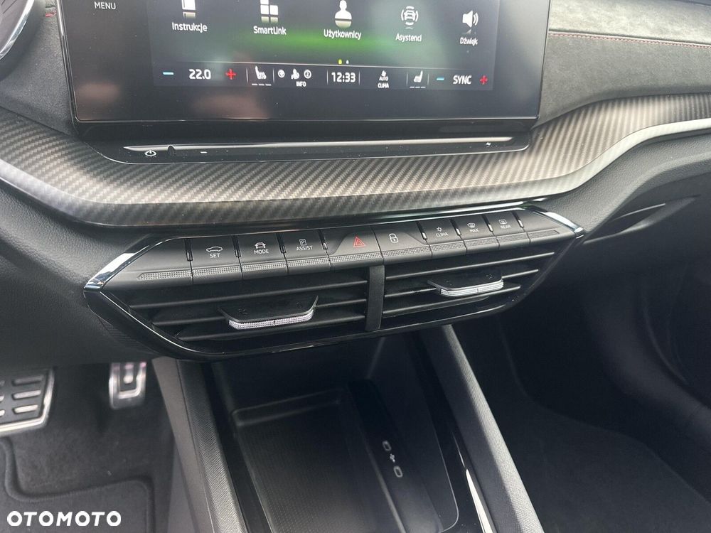 Skoda Octavia 2.0 TSI RS DSG - 24