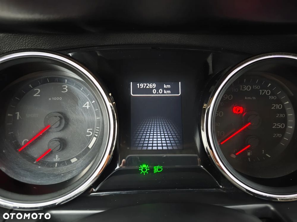 Renault Latitude - 6