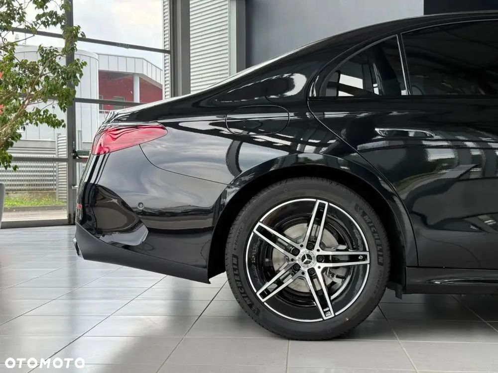 Mercedes-Benz Klasa E 220 d 4-Matic AMG - 6