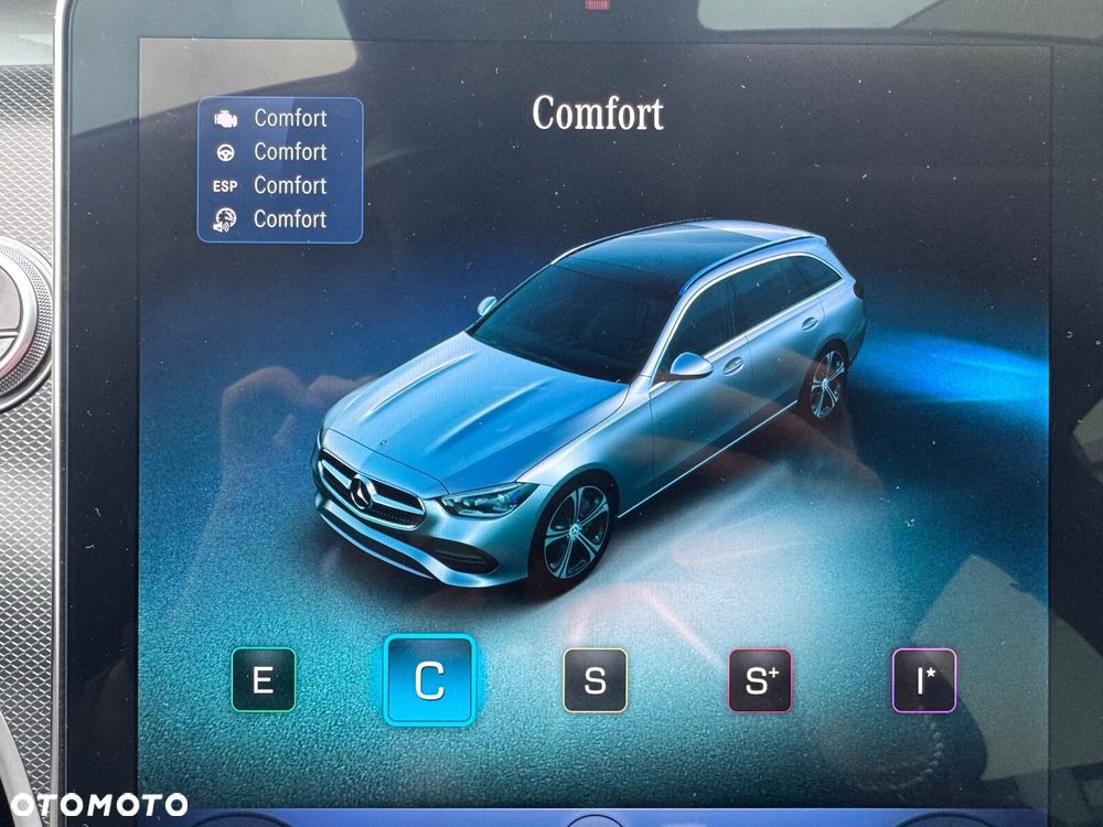 Mercedes-Benz Klasa C 180 mHEV AMG - 23