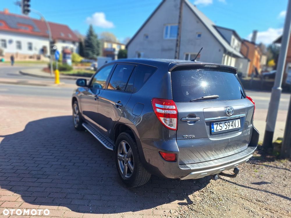 Toyota RAV4 2.2 D-4D 4x4 Comfort - 8