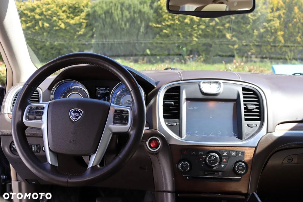 Lancia Thema 3.6 V6 VVT 24V Automatik Platinum - 27