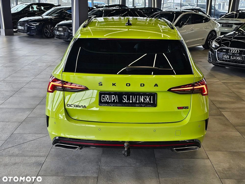 Skoda Octavia 2.0 TDI DSG RS - 8
