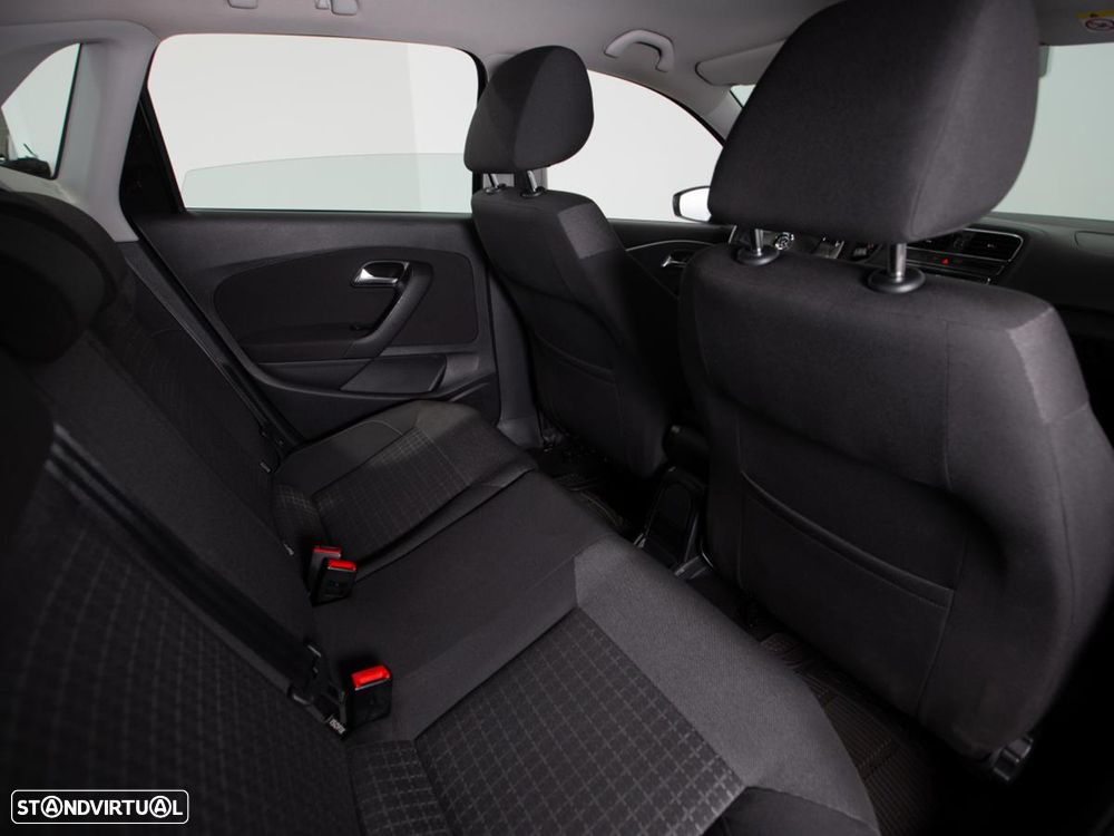 VW Polo 1.4 TDi (Blue Motion ) Highline - 11