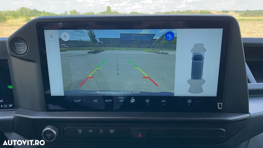 Ford Tourneo Custom Bus 320L 2.0 EcoBlue 136 CP 6MT L2H1 FWD Trend - 16