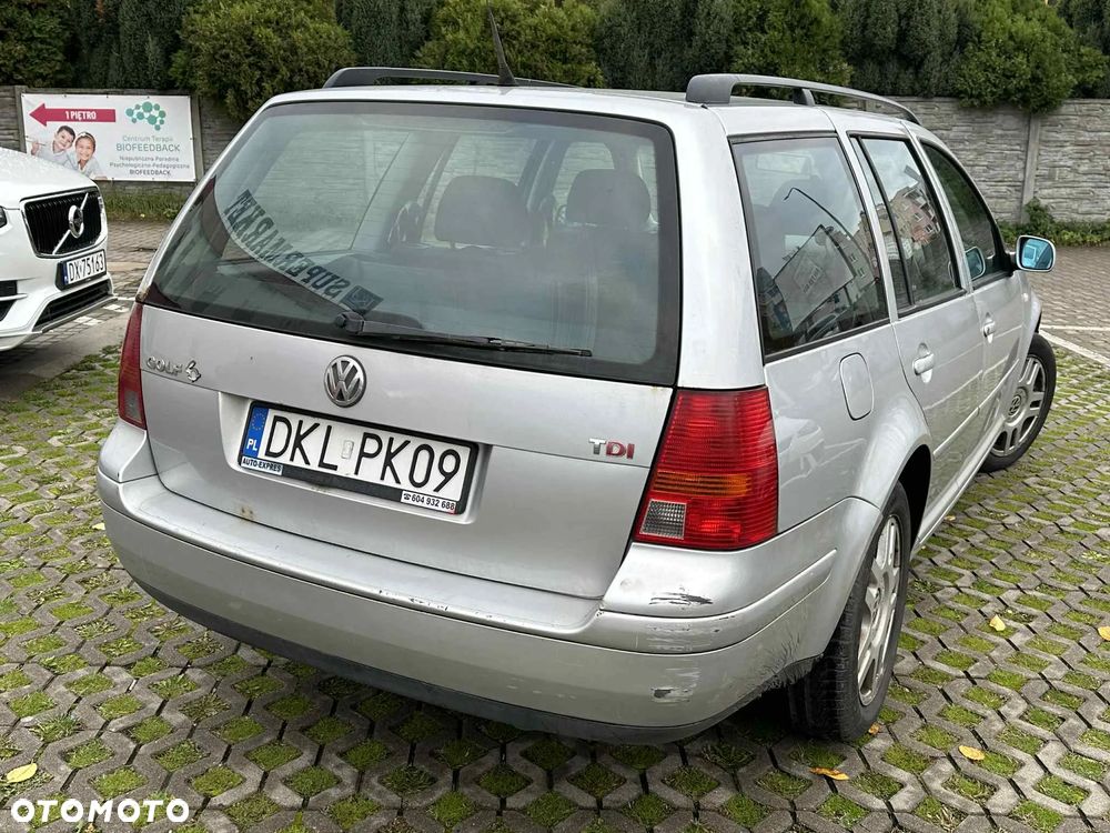 Volkswagen Golf - 3