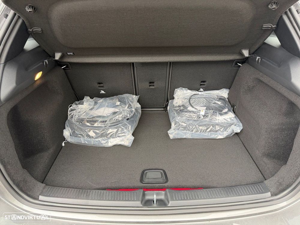 Mercedes-Benz B 250 e - 11