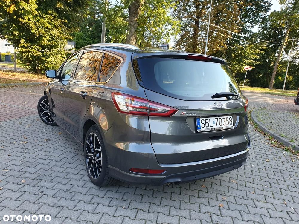Ford S-Max - 31