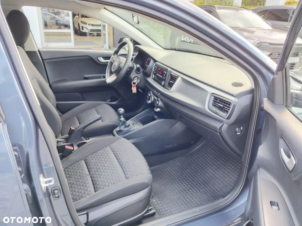 Kia Rio 1.2 M - 23