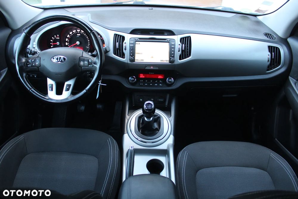 Kia Sportage 1.7 CRDI 2WD Dream-Team Edition - 27