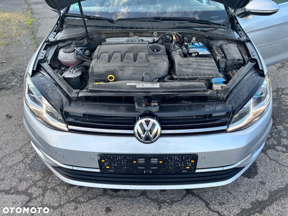 Volkswagen Golf 2.0 TDI SCR DSG Highline - 18