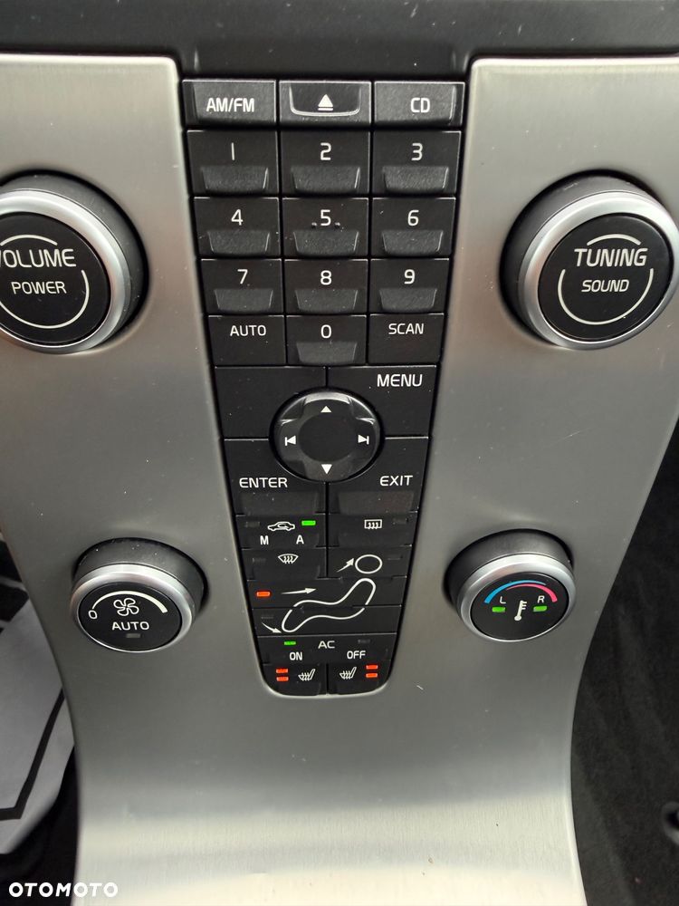 Volvo C70 2.4 Momentum - 26