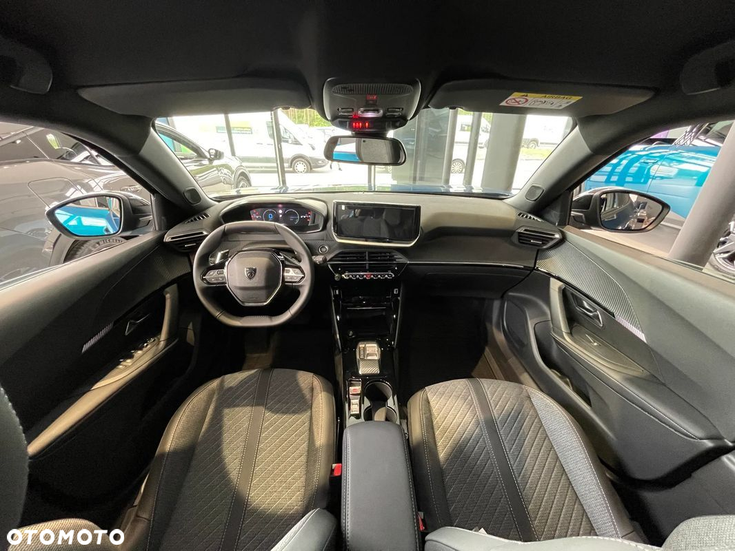 Peugeot 2008 PureTech mHEV Allure e-DCS6 - 18