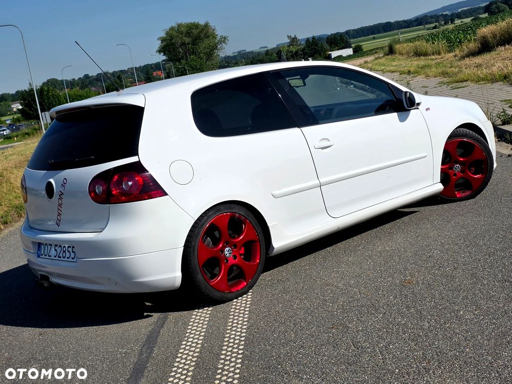 Volkswagen Golf 2.0 GTI Edition 30 - 2