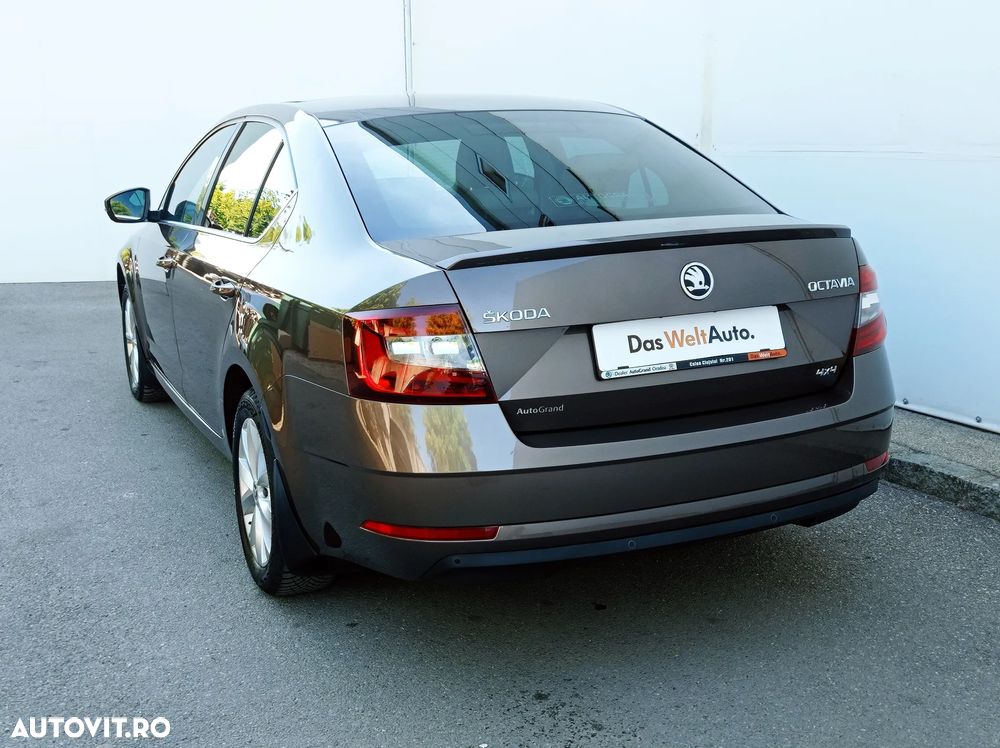 Skoda Octavia 2.0 TDI 4X4 STYLE - 12