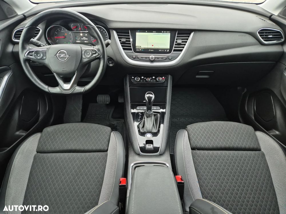 Opel Grandland X 1.6 Turbo START/STOP Aut. Ultimate - 19