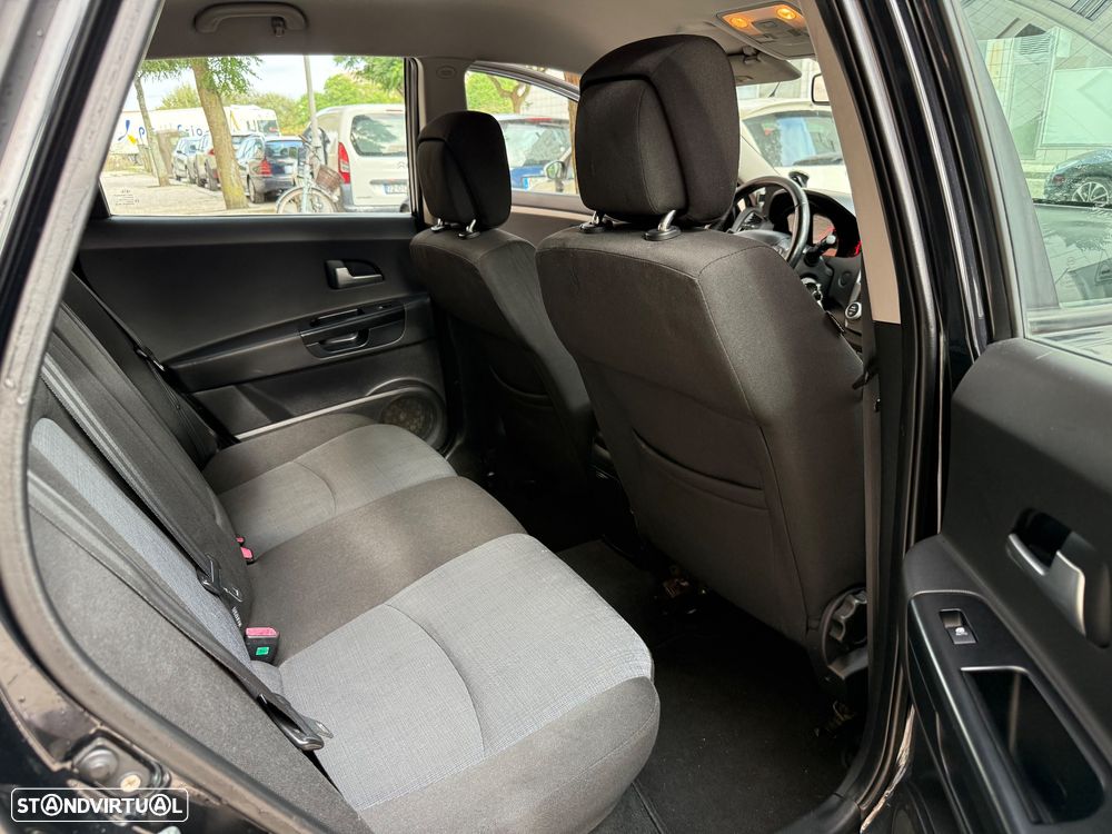 Kia Ceed 1.6 CRDi LX ISG - 21